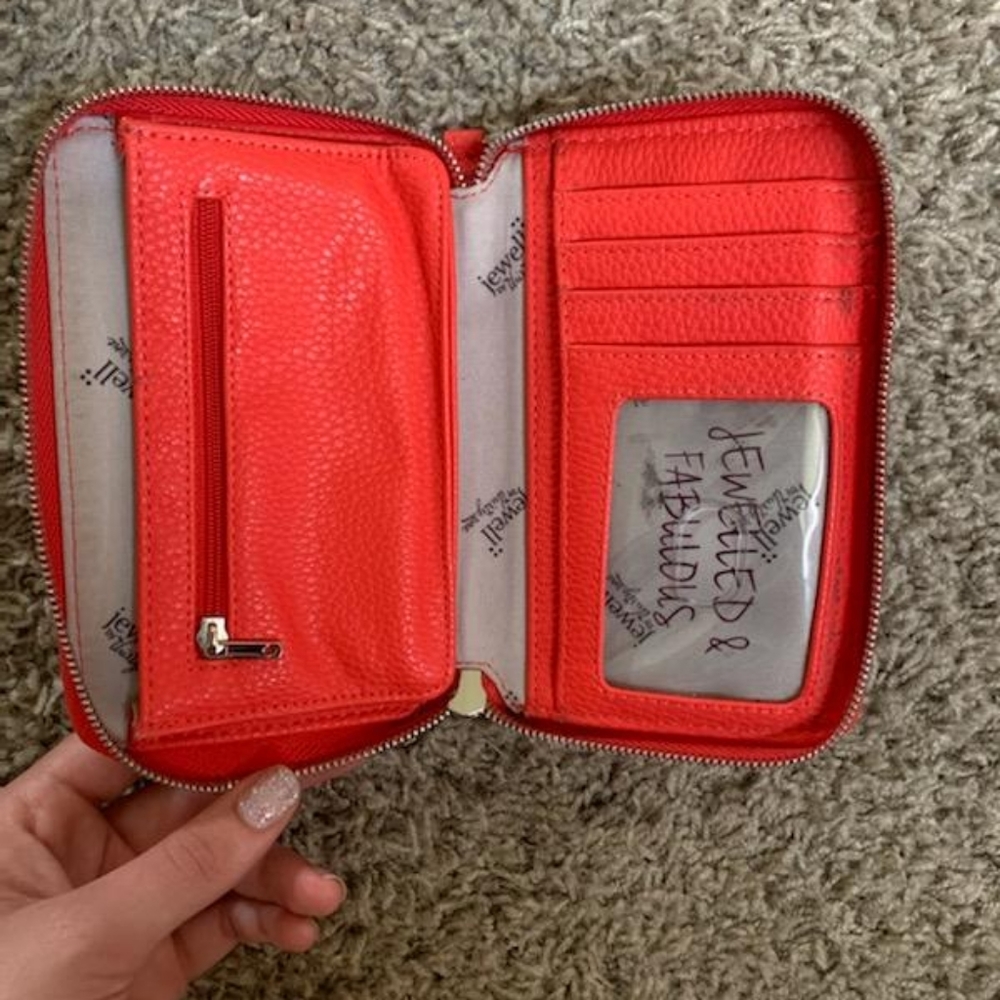 Thirty-One Jewell Wallet